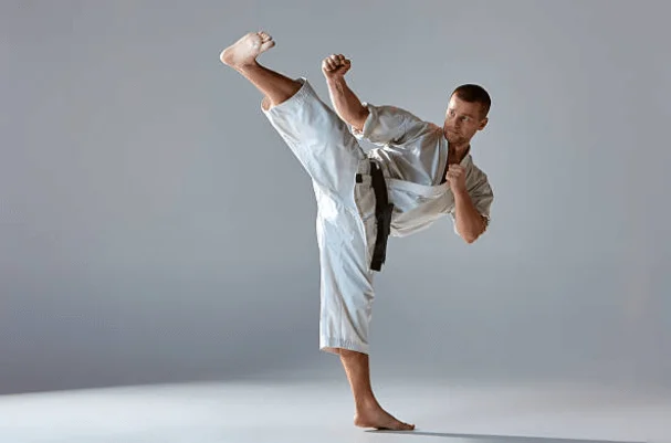 Kime el secreto de la fuerza en el karate..